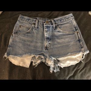 Wrangler high wasted mom shorts